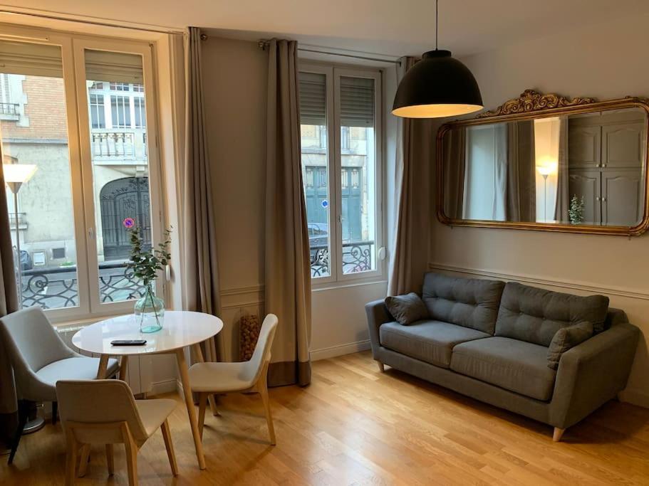 Apppartement Des Sacres De Reims Apartamento Exterior foto